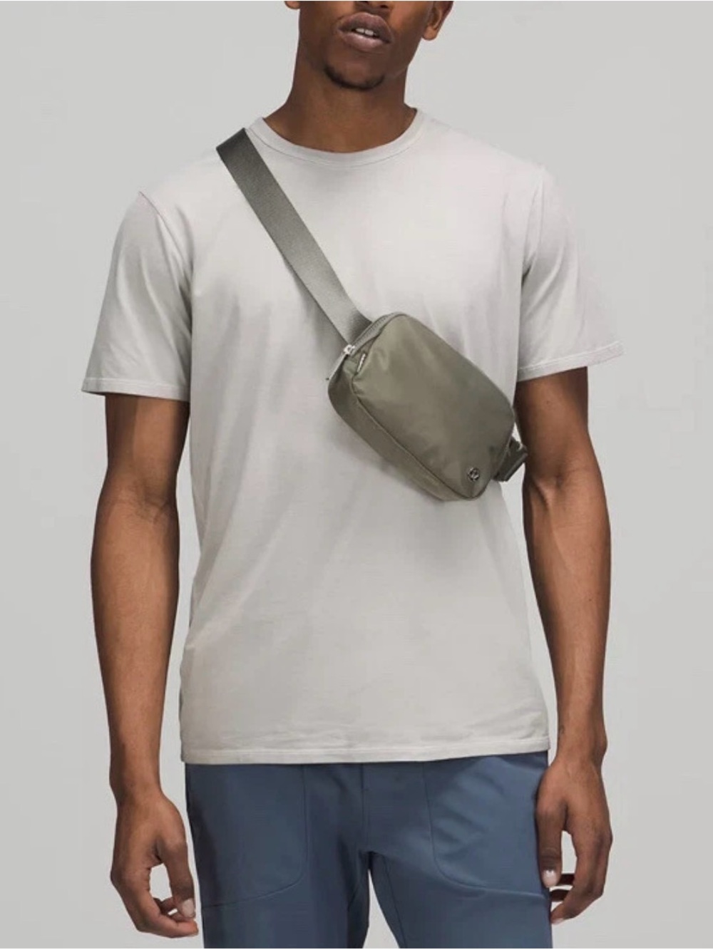 Lululemon Everywhere Belt Bag - Grey Sage